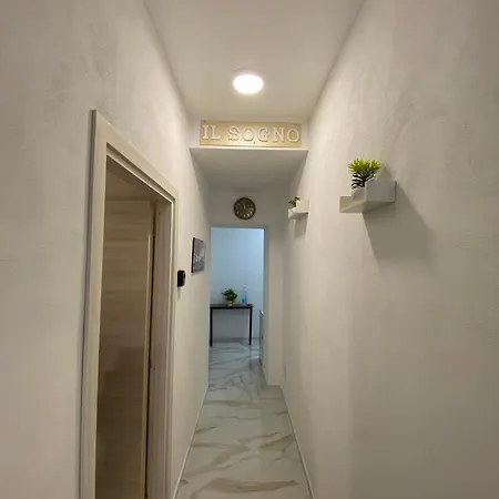 לינה וארוחת בוקר Il Sogno 4*